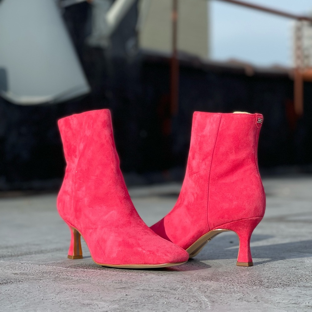 Sam Edelman Womens Paris Pink Lizzo Martini Kitten Heel Booties 9.5 NWOT